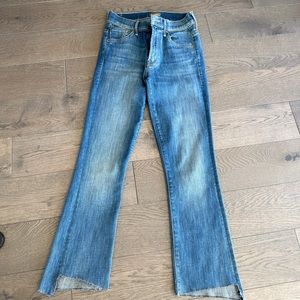 🐳 MOTHER DENIM Jeans The Insider Crop Step Fray 23